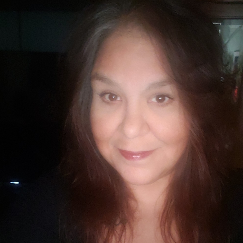 Meet your Posher, Christina